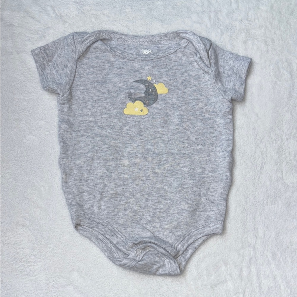 (3 for$10)kola baby bodysuit / Onesie with Moon and Cloud Design gender neutral